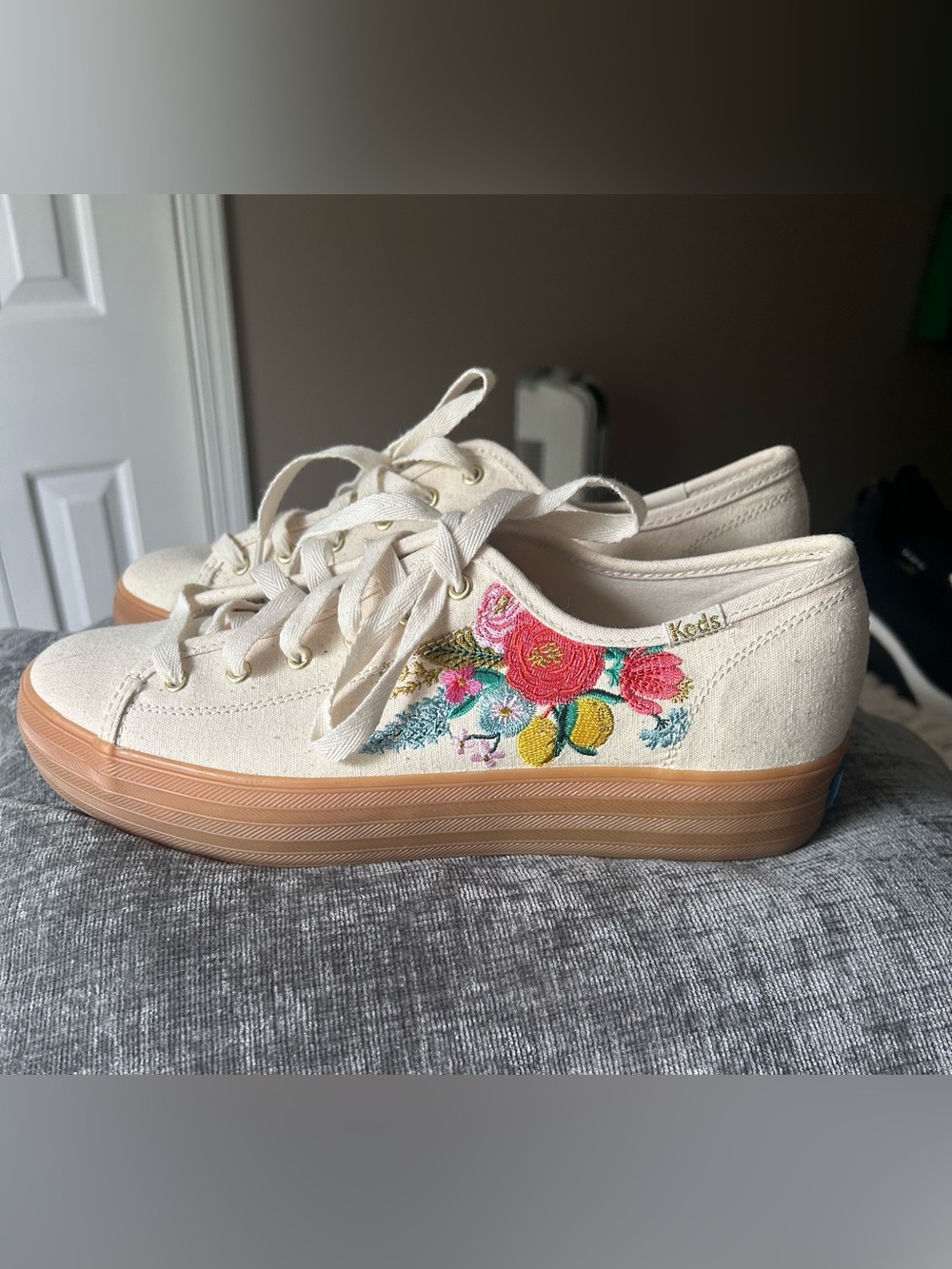 Keds Cream Canvas Platform Sneakers with Multicolor Floral Embroidery